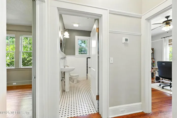 Hallway to bedrooms and bath