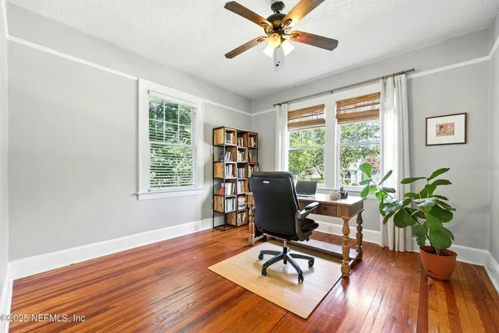 Office/ Bed Room