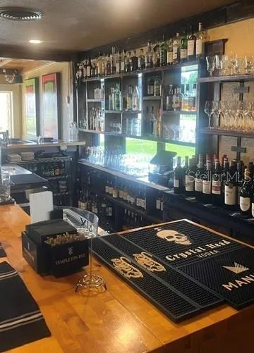 BAR SERVICE AREA