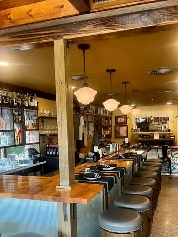 BAR AREA