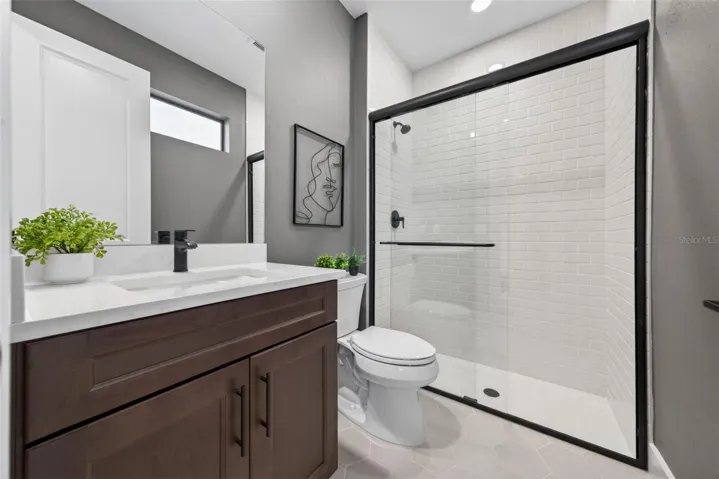 ensuite full bath (3)