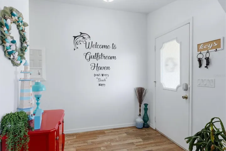 ENTRY FOYER