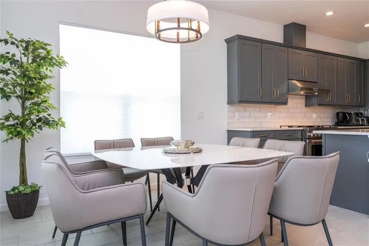 Breakfast Nook