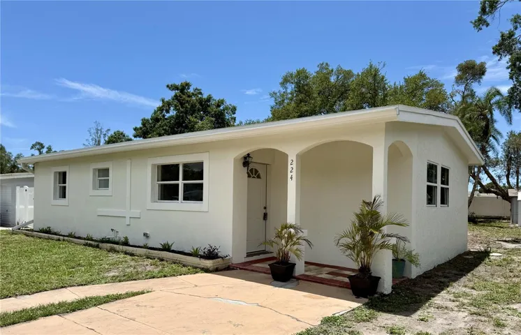 224 W Cornelius Cir