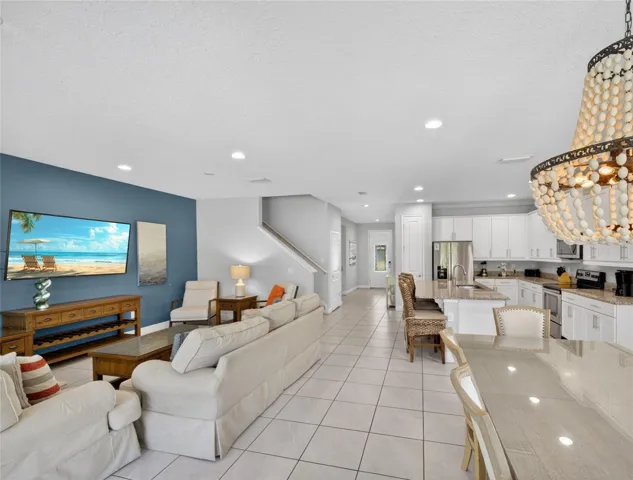 Family Room/Kitchen
