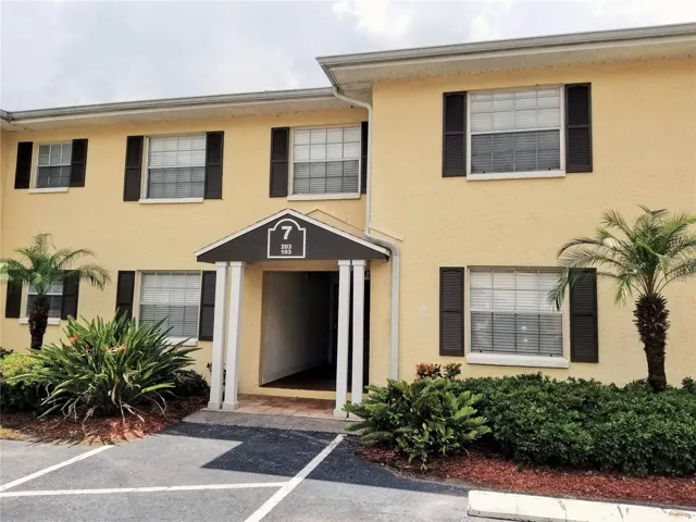13125 Wilcox - Unit upstairs