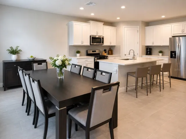 Kitchen / Dining Room Combo