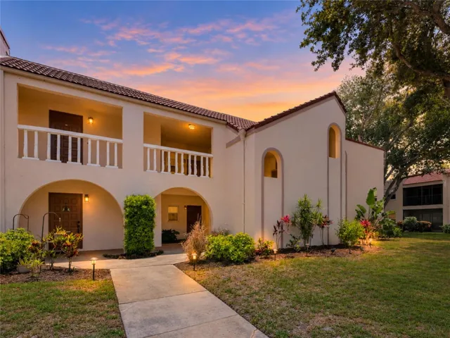 Welcome to Antigua Condo Community in Seminole Florida