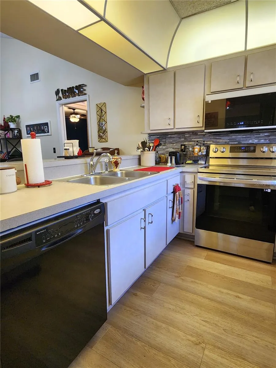 Kitchen to Bar