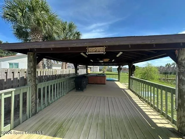 Dock