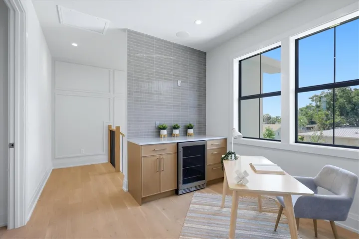 Loft with dry bar, beverage cooler