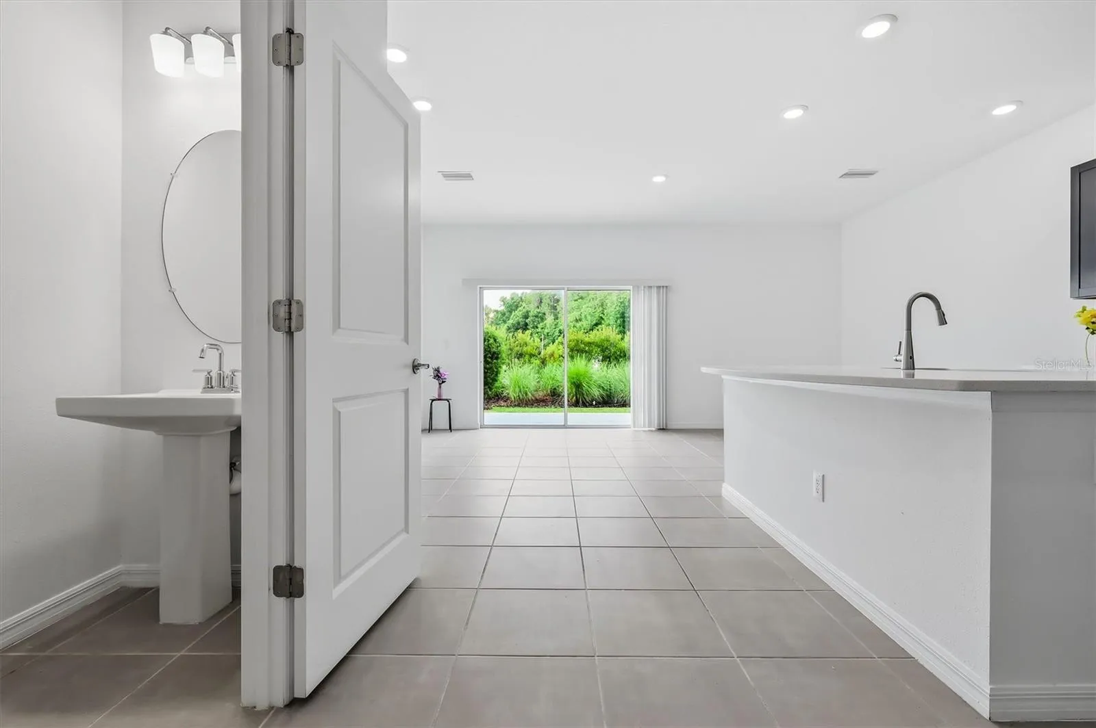 Entry way