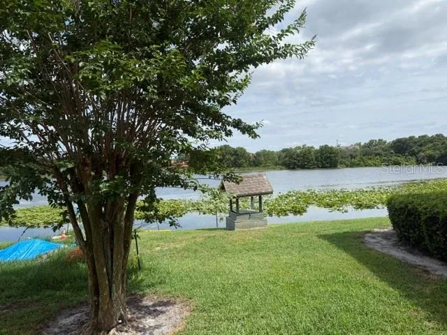 Well overlooking the Lake