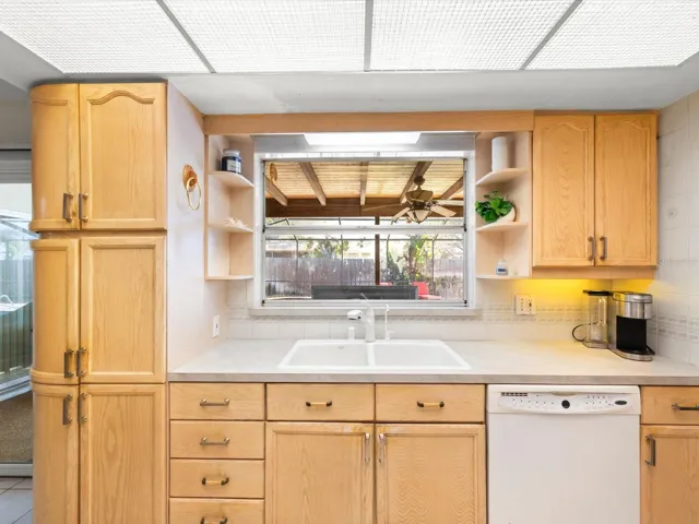 Kitchen 3