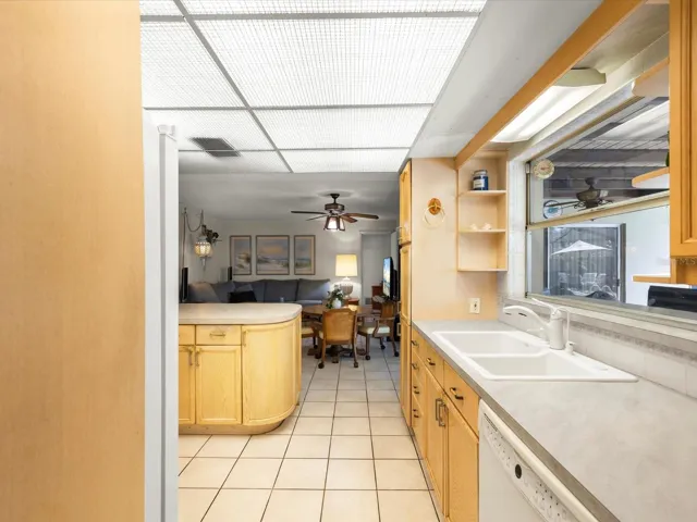 Kitchen 2