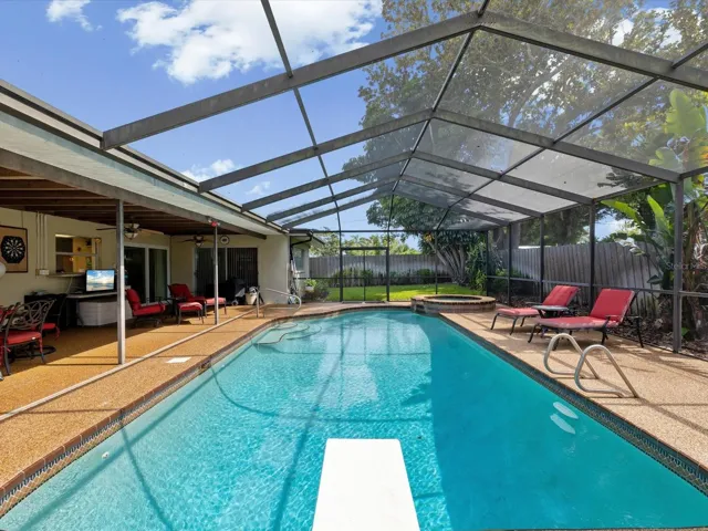 Pool 4
