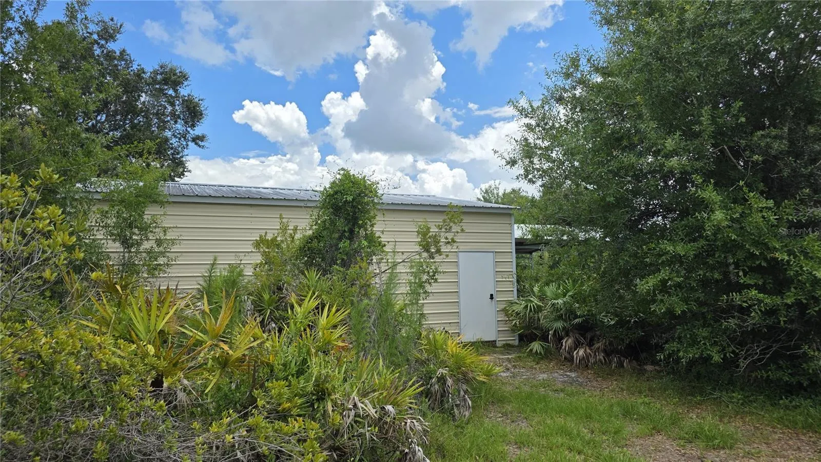 Convenient side entry access with approximately half the space air-conditioned.