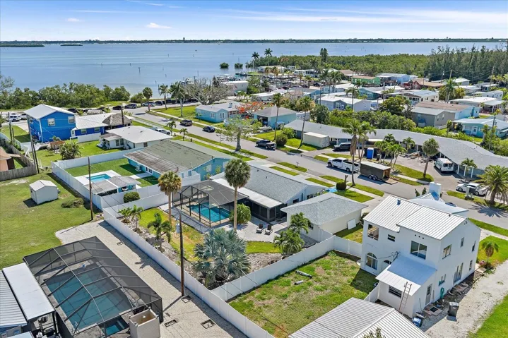 Aerial View Rear _ steps to the water
