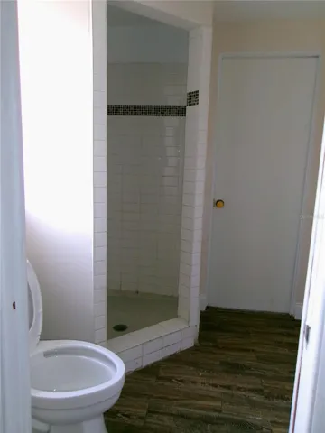 Master bedroom bathroom
