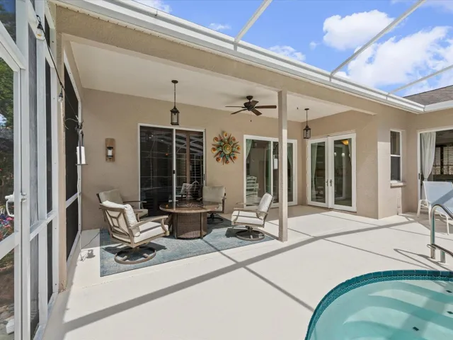 Covered Porch area