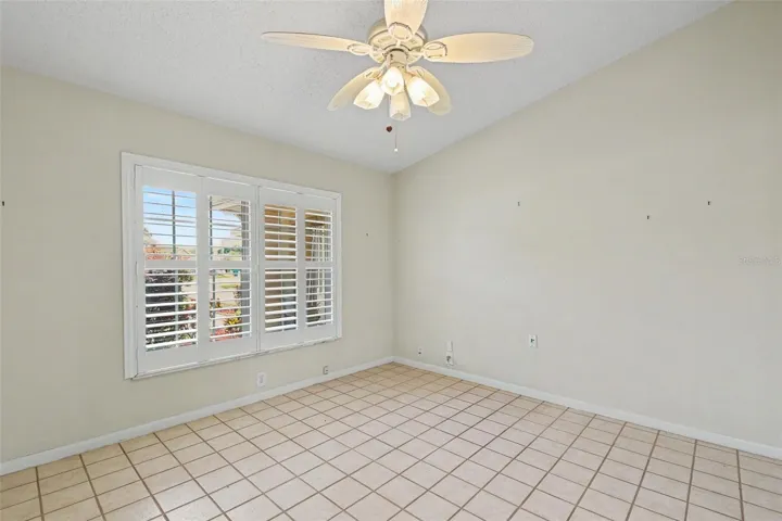 Flex room. Potential 3rd room