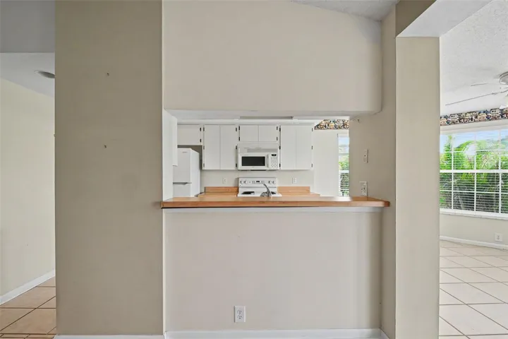 kitchen passthrough