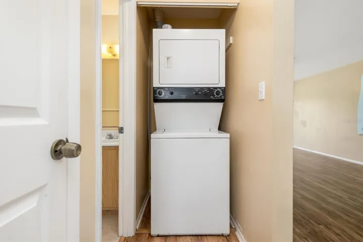 Laundry in unit