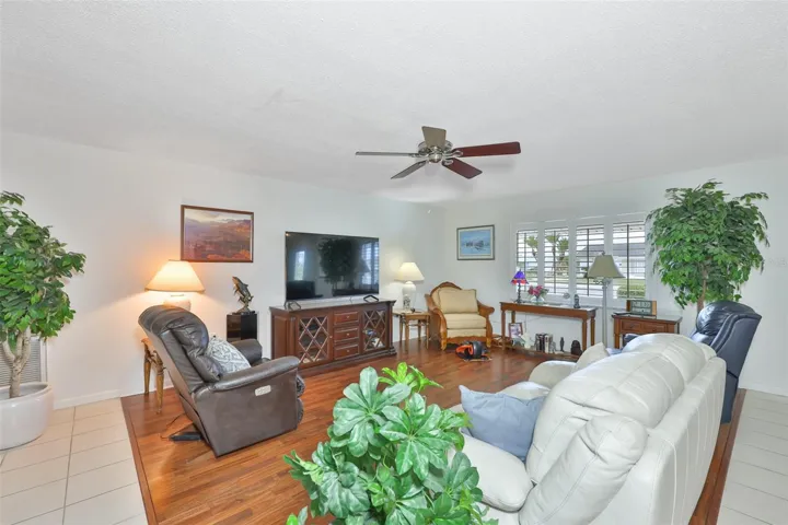 Livingroom, LVT Flooring, Plantation Shutters
