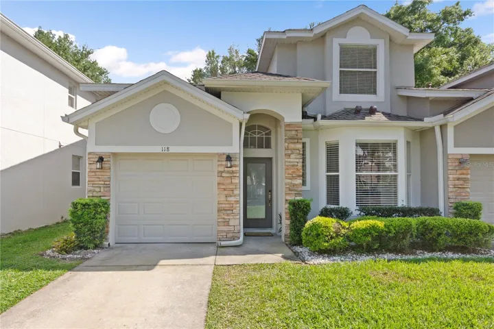 Front view of  118 Chippendale Terr