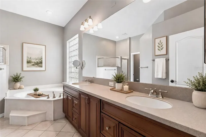 virtually staged - Primary Bathroom