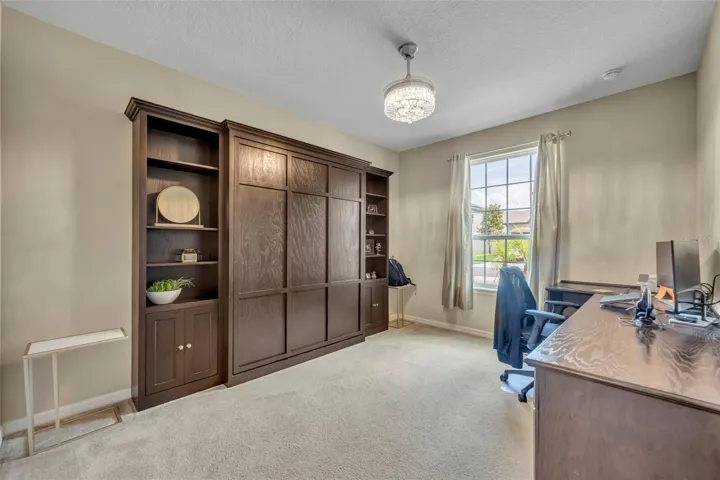 Office w/Murphy Bed