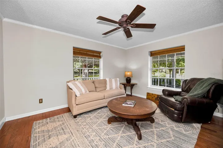 Extra room off of entrance for office, formal dining or man cave