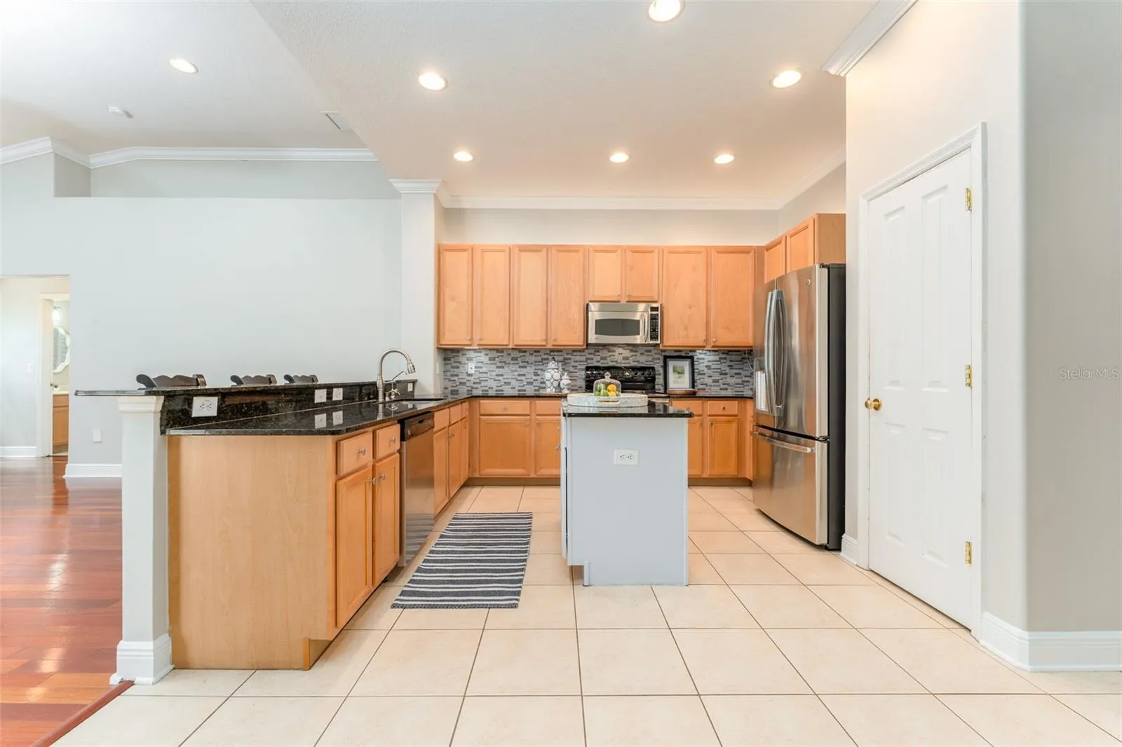 42 inch Wood Cabinets