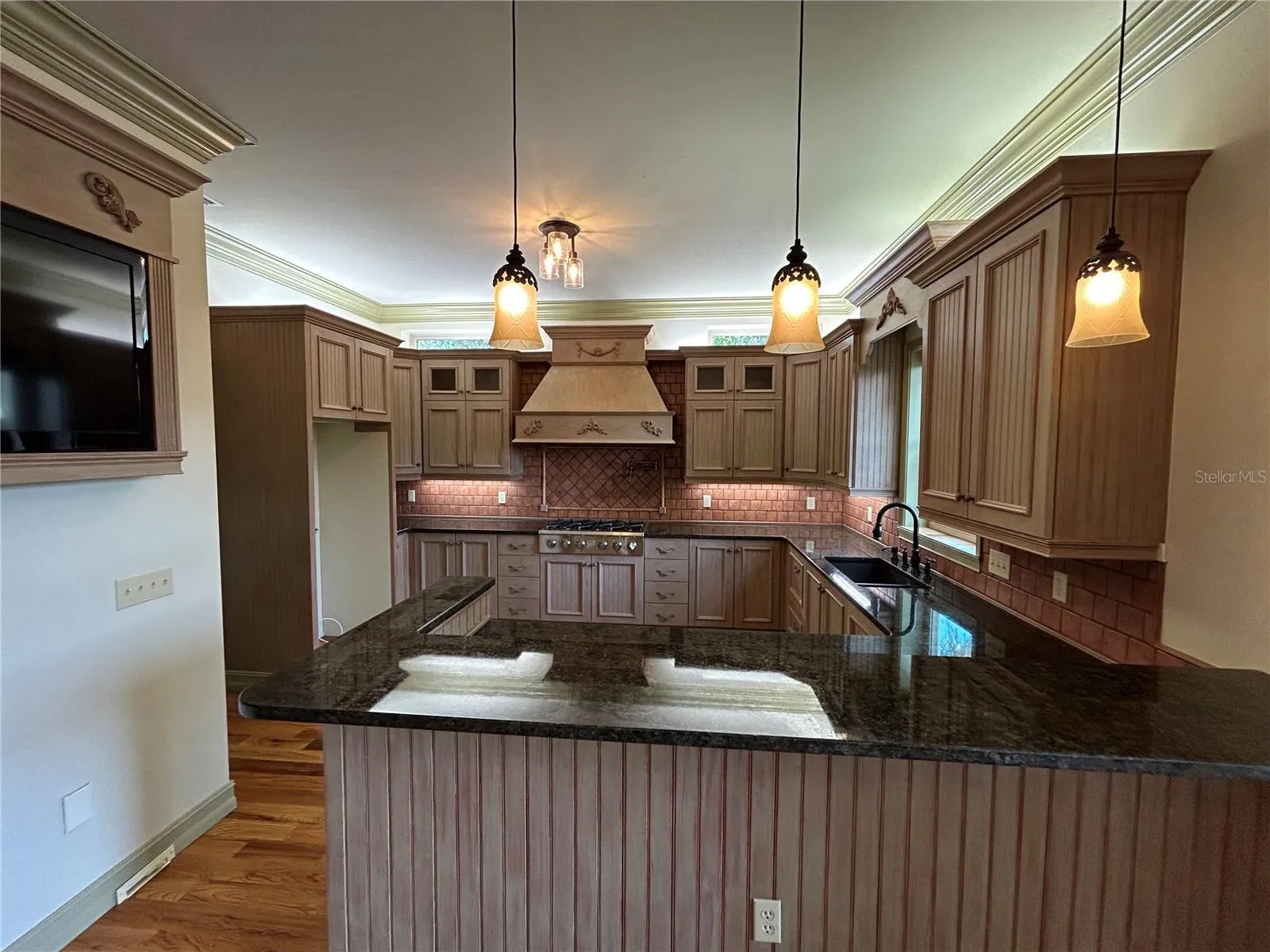 Breakfast Nook Bar-top