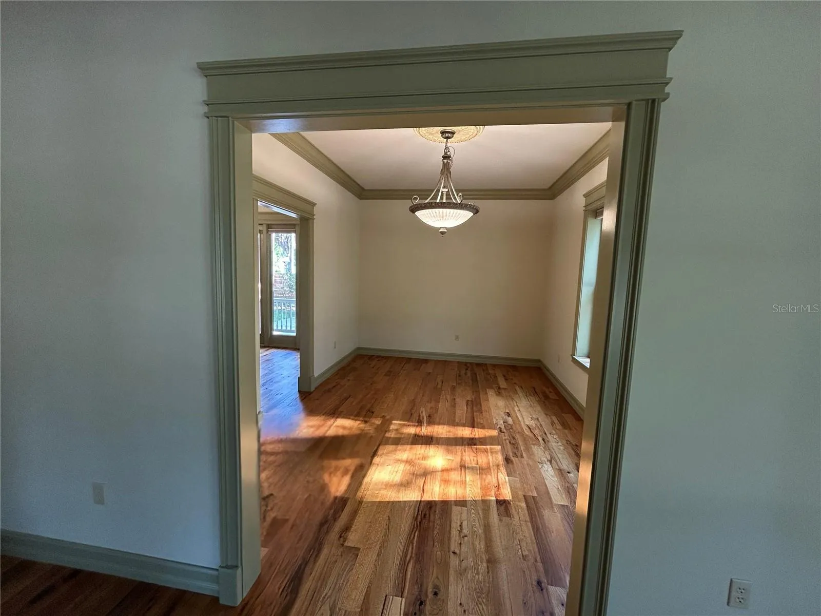 Dining Room entrance from Grand Foyer and front door