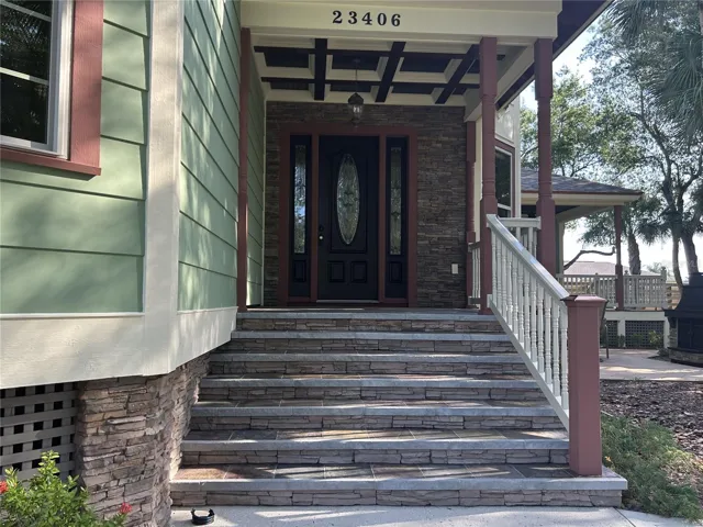Grand entrance