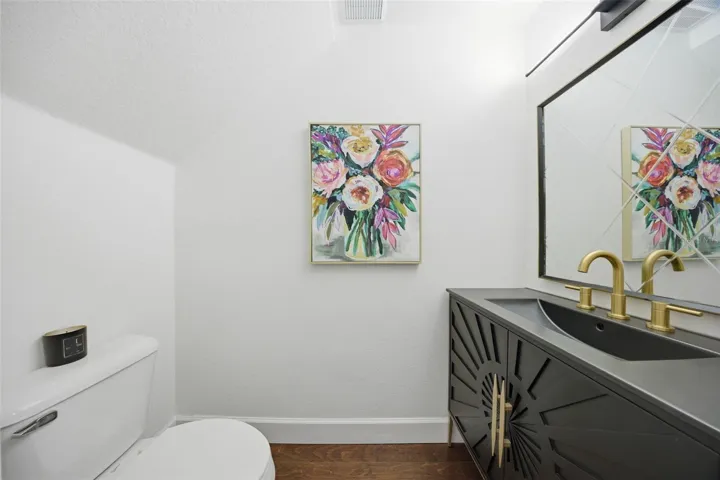 Downstairs half bath