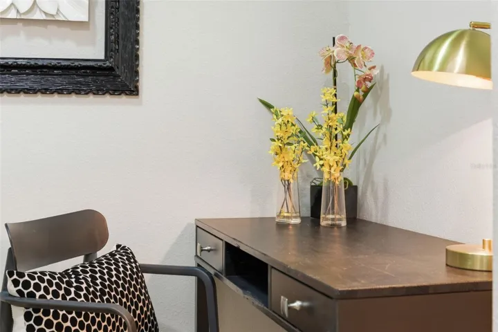 A versatile Den/office