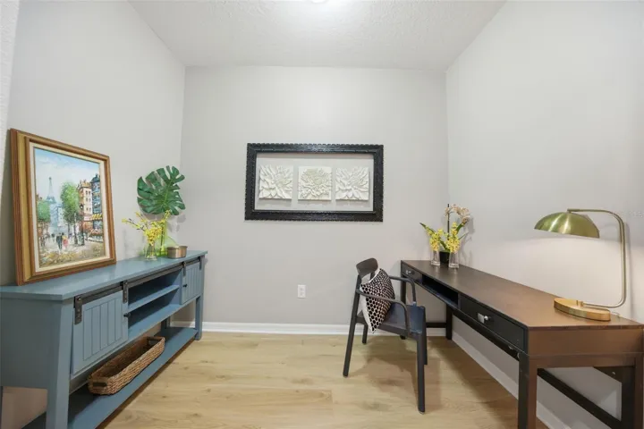 A versatile Den/office