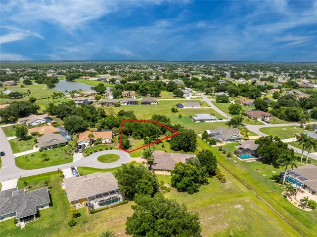 The greenbelt on the back creates privacy and separation from other homes