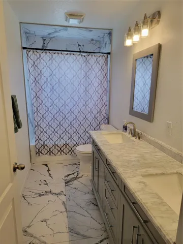 Upstairs Bathroom