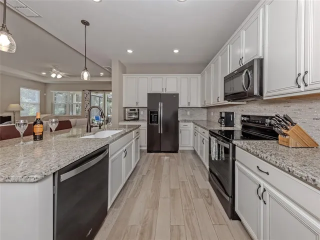 The breakfast bar is perfect for chatting with the chef while those special meals are served