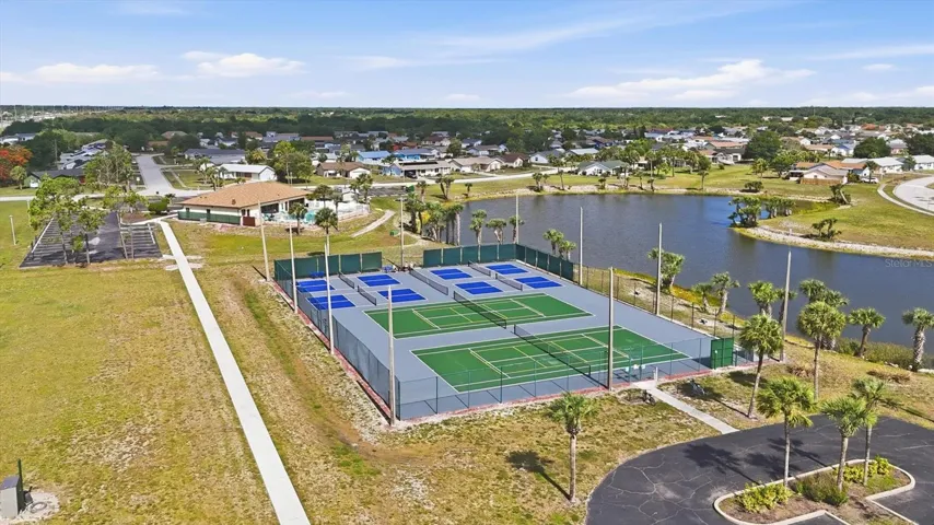Tennis/Pickleball courts