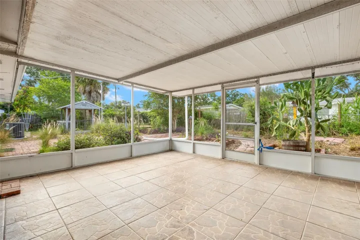 Screened and Covered Lanai