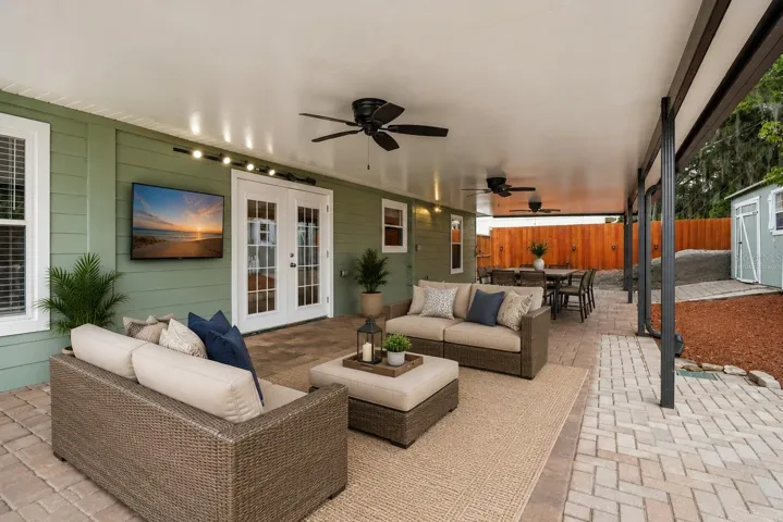 SO MUCH OUTDOOR SPACE! *Virtually Staged*