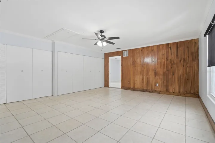 Really Big Family Room!