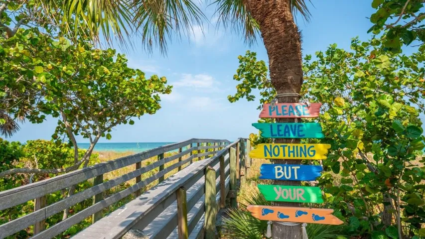 Just minutes from Madeira and Indian Shores Beach