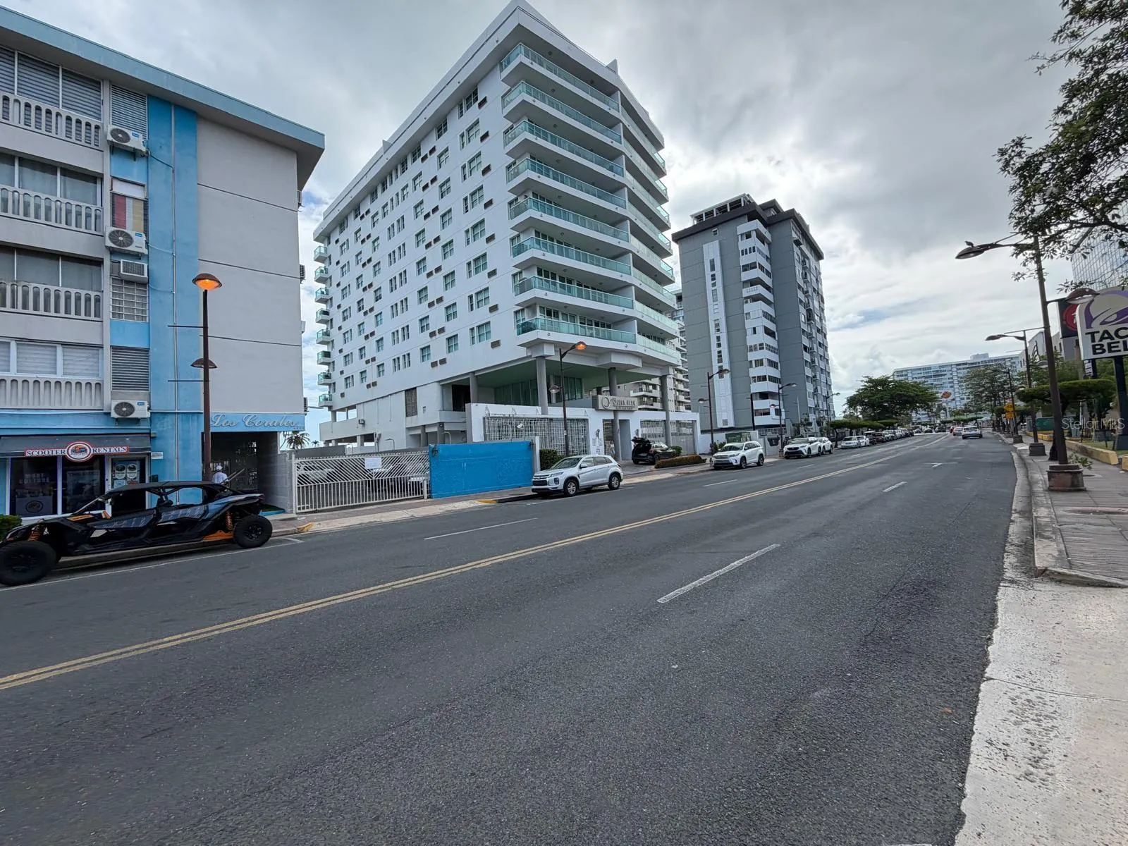 Isla Verde Ave