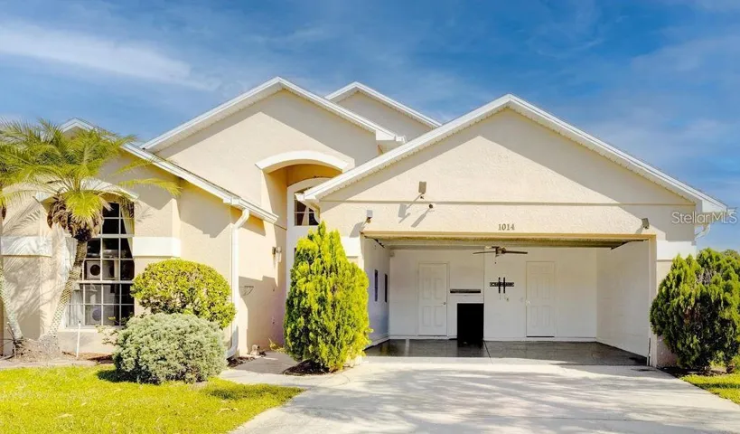 2 Car Garage