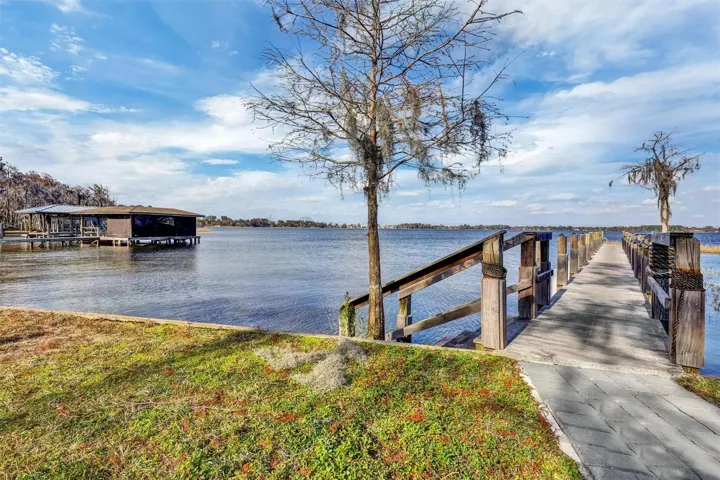 Lake front park
